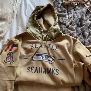 NWOT Nike military seahawk sweatshirt